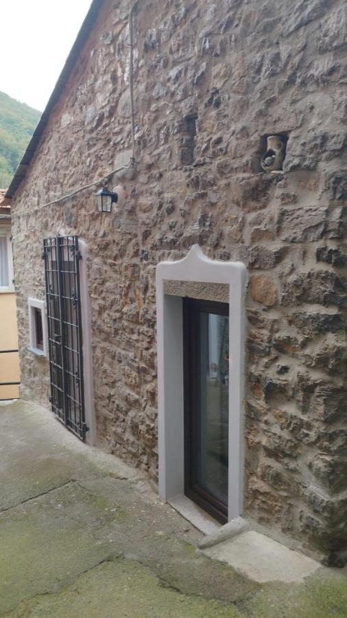 La Pietra Di Sersa Quaratica ภายนอก รูปภาพ